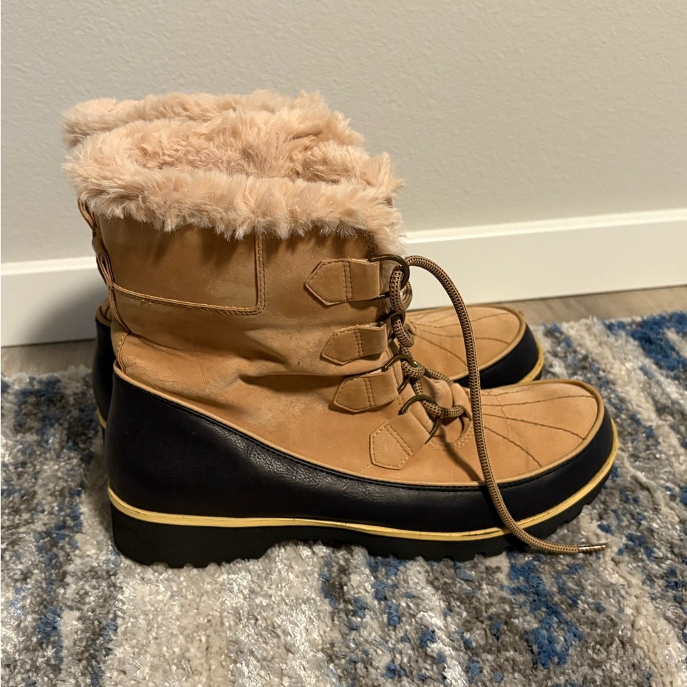 Women's Tan and Black Fur-Lined Boots